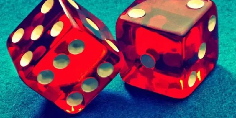 So sánh các phương pháp chơi lắc tài xỉu tại DEBET